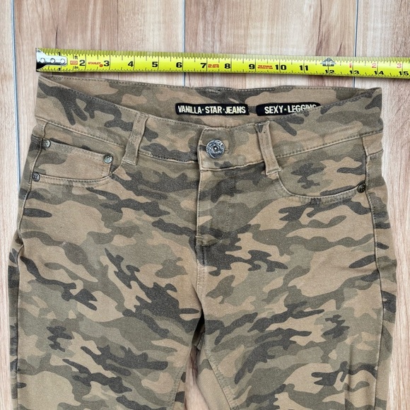 Vanilla Star Green and Tan Camouflage Jeans Size 11 - Picture 2 of 7